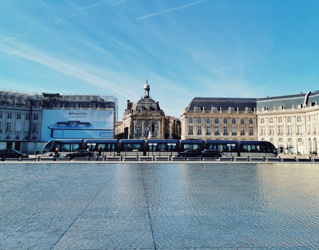 miroir d'eau a bordeaux